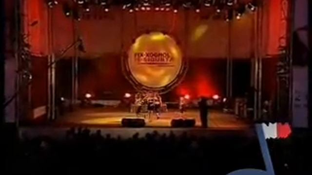 alison ellul: typical me смотреть онлайн