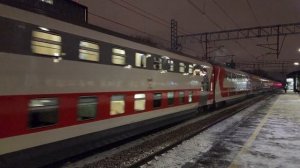 ЭП2К-186 с поездом №151 Санкт-Петербург - Москва