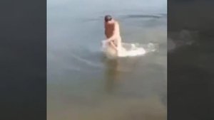 Нудистом быть опасно!!!