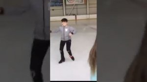 Уроки по фигурному катанию ( твизлы, вращение )