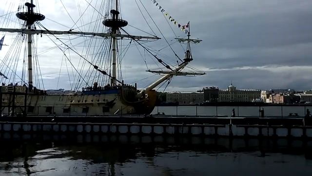 Парусник "Полтава", Санкт-Петербург смотреть онлайн