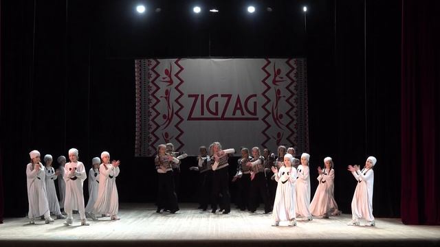 Хореографічна картинка "Екскурсія в замок" смотреть онлайн