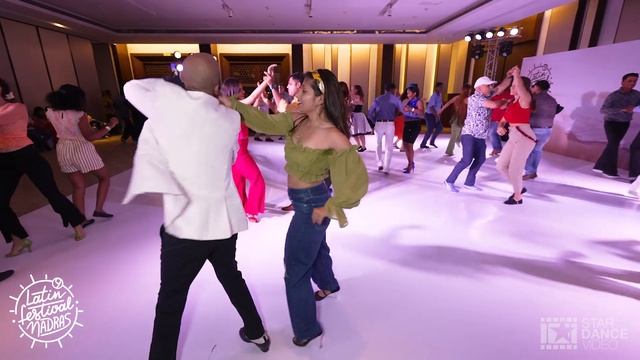 Sanket & Saristha | Social Dancing | 9th Latin Festival Madras 2022 | Salsa Madras | Chennai, India смотреть онлайн