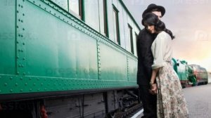 ЧЕМОДАН с дорожными вещами