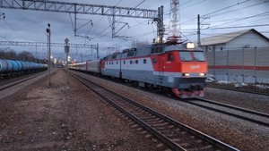 ЧС7-272 с поездом №109 Москва-Анапа | Внуково