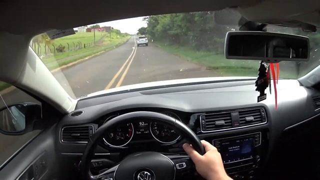 Mostrando e Acelerando meu JETTA TSI stage 2 COM CATBACK, DIRETO!!! смотреть онлайн