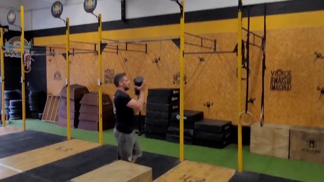Wod - 03.05.23 - DB step up Deadlift and Carry - Crossfit Dádiva Project