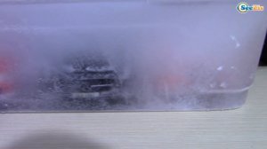 Машинки во льду! Замораживаем и РАЗБИВАЕМ МАШИНКИ Car Toys Frozen!