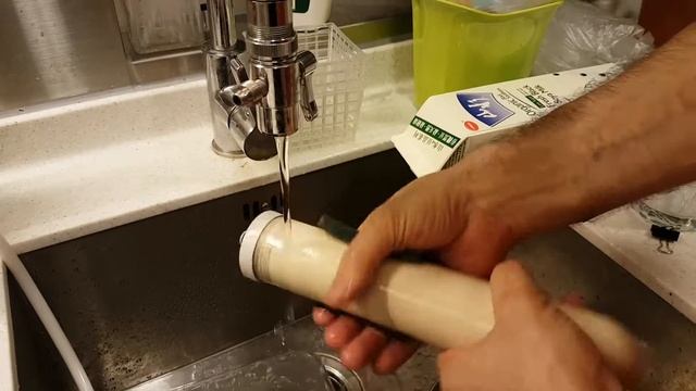 Cleaning tap water ceramic filter after 3 month, Hong Kong смотреть онлайн