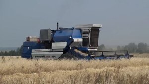Уборка урожая 2011 комбайном ЕНИСЕЙ 1200 НМ