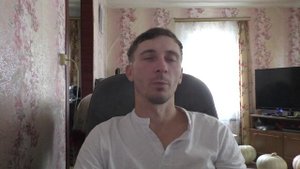 Почему половина кнопок на пульте не работаю а другие работают?