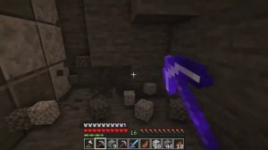 "Minecraft: Строим лучший склад для всех материалов, найденных в шахте!"