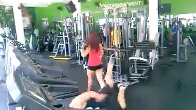 Смотреть Всем !!!! Не растерялся !!! смотреть онлайн