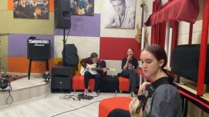 Мама, мы все тяжело больны - Кино. На репетиции. Школа рока  «The Road».