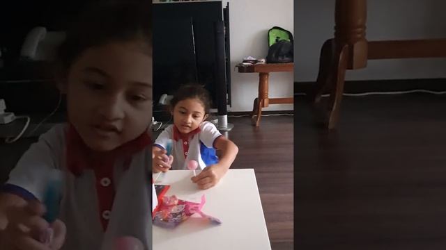 Hello Kitry Chupa Chups .Sophia decorate the lollipop. it's taste sweet n Sour. 😋 so enjoy. смотреть онлайн