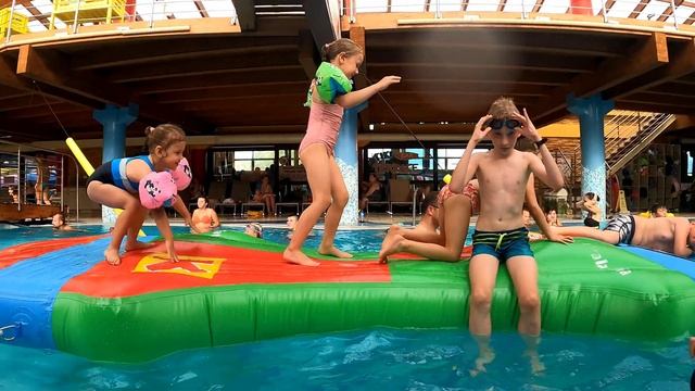 Aquapark Tatralandia Liptovský Mikuláš смотреть онлайн