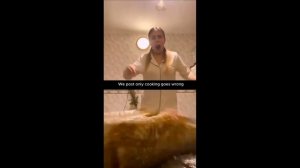 Замаринованная, почти приготовленная рыба внезапно оживает