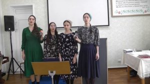 Мы под твоё крыло снова и снова