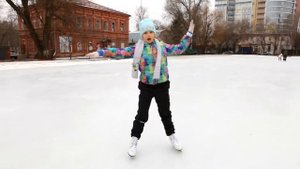 Учусь кататься на коньках