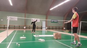 BADMINTON TRICKSHOT #11 - CATCHING THE SERVE