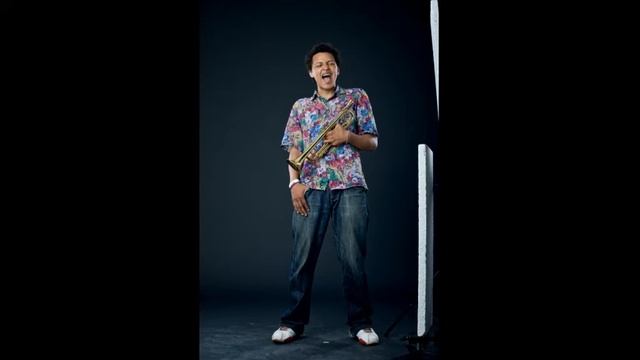 DISLOCADOS 10th Anniversary: Dennis Adu