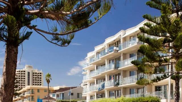 Австралия, Перт - Seashells Scarborough смотреть онлайн