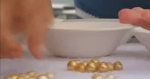 .... Как добывают и изготавливают Жемчуг.....