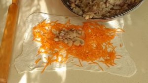 Постный стол. Голубцы,суп с грибами, рулет,картошка и открытый пирог с клубникой. Постное с маслом.