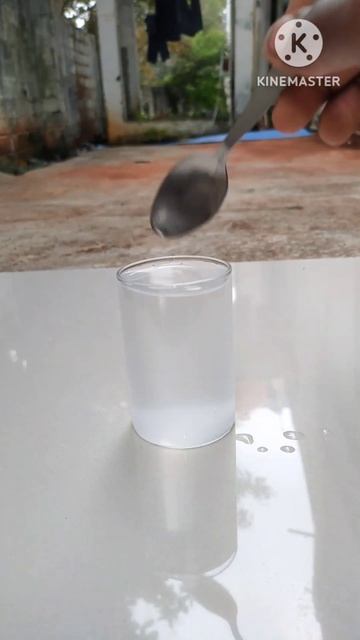 what is the reaction between SALT VS BAKING SODA simple experiment shorts