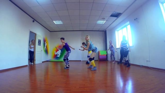 John Erick - Tembleque (Reggaeton by Ksenia) смотреть онлайн