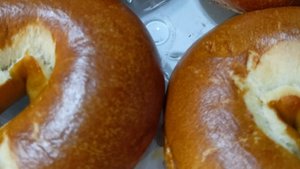 Ура! Выходной! Закупаемся всякой всячиной. Испекла божественные баранки))