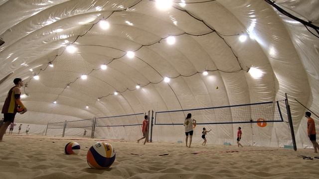 2025-03-09 Приём и розыгрыш с ротацией, подаёт тренер — камера 1
