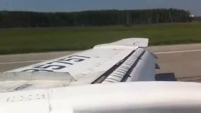 Посадка Ту-154М а/к Алроса в Домодедово 30.05.2012 смотреть онлайн