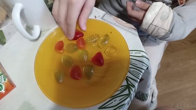 поделки из мармеладных человечков
