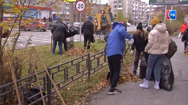 Администрации не остается в стороне и проводит субботник два раза в год #серовтв #серов #твсеров смотреть онлайн