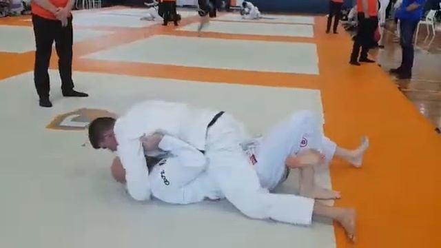 Matt Newcombe's Fight at the Grappling Industry - Semi-Finals смотреть онлайн