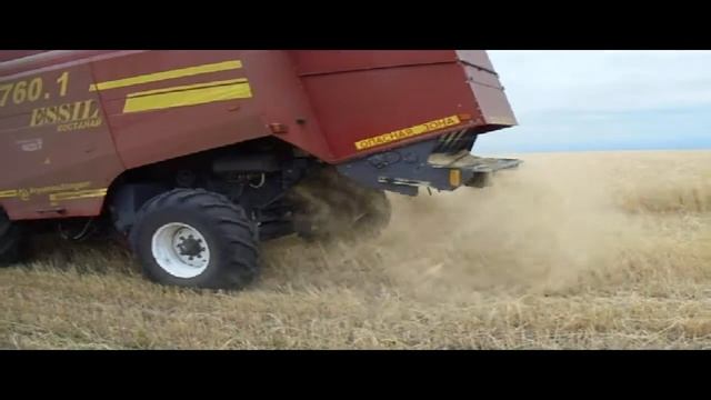 Широкозахватная жатка с очесывающей приставкой смотреть онлайн