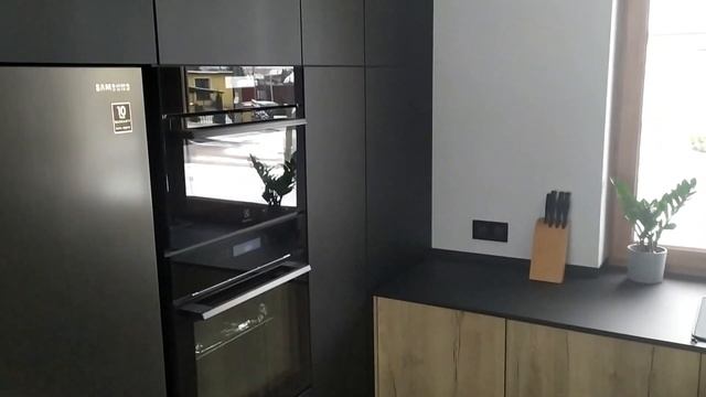 Grafit anty finger + Dąb Halifax Naturalny смотреть онлайн