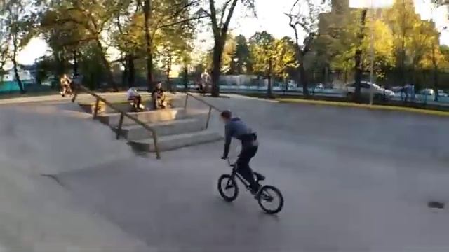 Локал стар: Никита Обухов - BMX смотреть онлайн