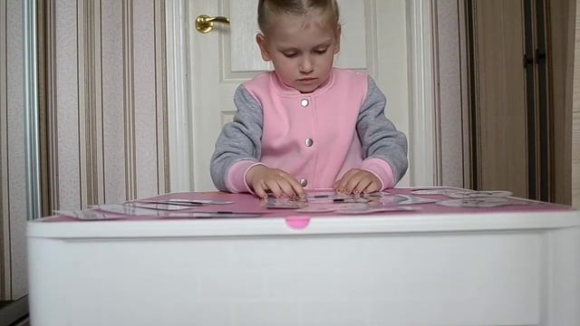 Вивчаємо емоції. Емоційний інтелект. Емоції по-англійськи. Ігри з липучками. Emotions in English. смотреть онлайн