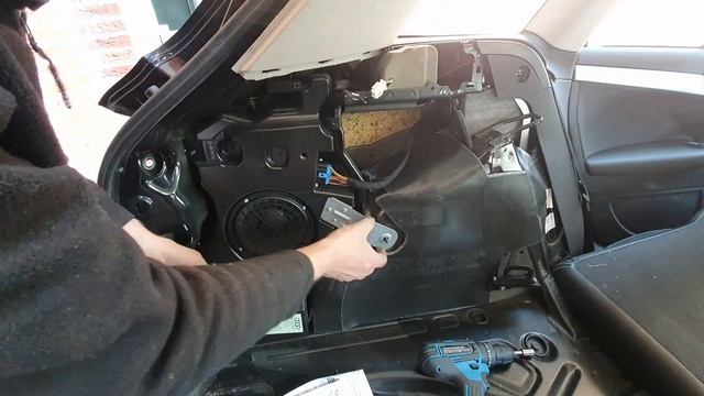 trekhaak monteren Audi A3 Sportback - gedetailleerde instructies installeren trekhaak - bespaar €€€ смотреть онлайн