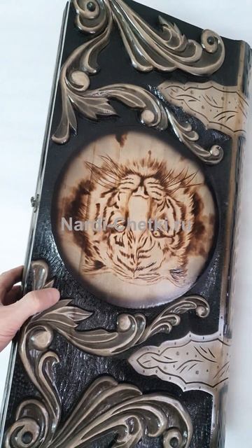 Нарды резные с тигром #эксклюзив #москва #handmade #подарки #тигр #нарды смотреть онлайн