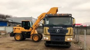 Фронатальный погрузчик YuGong Zl30 в работе!