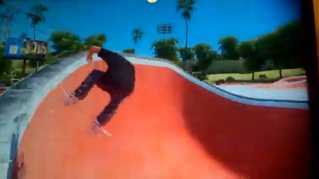 Трюки в Skate 3 (Xbox 360) №4 смотреть онлайн