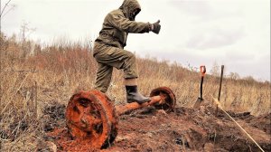 Колёса от паровоза. Нашли место 1930–1940-х годов. Коп металлолома, тяжёлые находки в лесу.