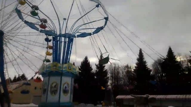 Санкт-Петербург. Южно-Приморский парк. Аттракционы. 10.03.2019.
