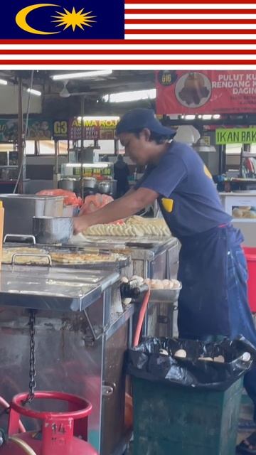 🇲🇾 MUST HAVE FOOD of Malaysia Beef and cheese #Roti Street vender food | #shorts смотреть онлайн
