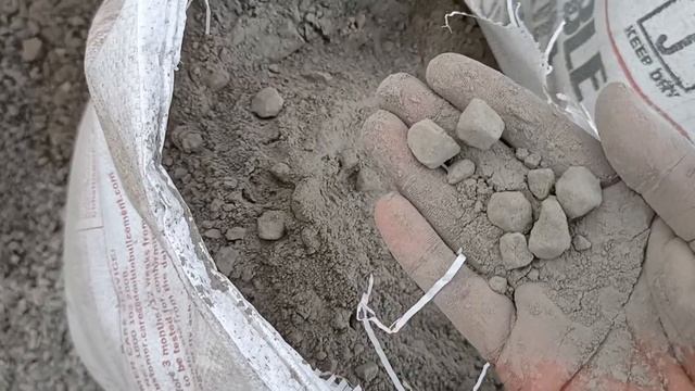 क्या ढेला वाला सीमेंट इस्तेमाल कर सकते है? Can we use hard cement for Construction work? смотреть онлайн