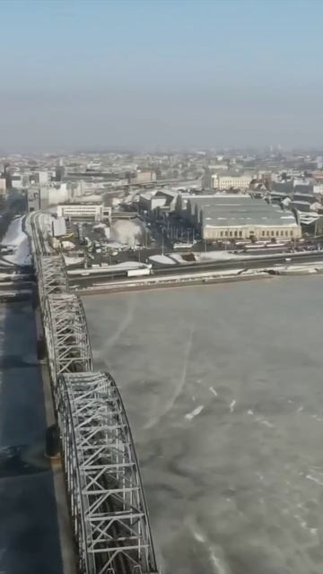 Quebec Bridge смотреть онлайн