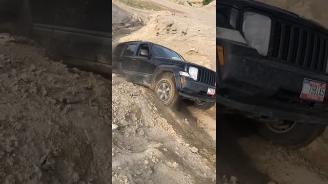 Jeep Liberty KK Insanity смотреть онлайн